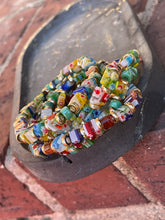 Load image into Gallery viewer, Beaded Stretch Bracelet - Square Floral Glass