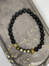 Load image into Gallery viewer, Affirmation Bracelip - Papa (Black)