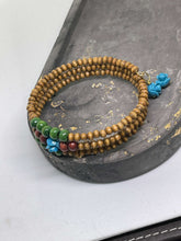 Load image into Gallery viewer, Memory Wire Beaded Bracelet - Blue Rose