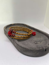 Load image into Gallery viewer, Memory Wire Beaded Bracelet - Red Wood Rose