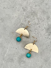 Load image into Gallery viewer, Beaded Earrings - Turquoise Drops
