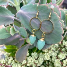 Load image into Gallery viewer, Beaded Earrings - Greendrops
