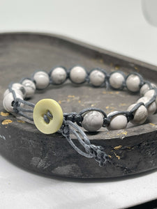 Knotted Bracelip - White and Gray