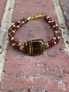 Wire Beaded Bracelet - Tiger Eye Focal with Faceted Bands