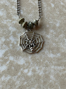 Halloween Necklace (Beaded) - Spiders!