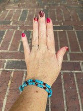 Load image into Gallery viewer, Wire Beaded Bracelet - Double Cracked Cubes
