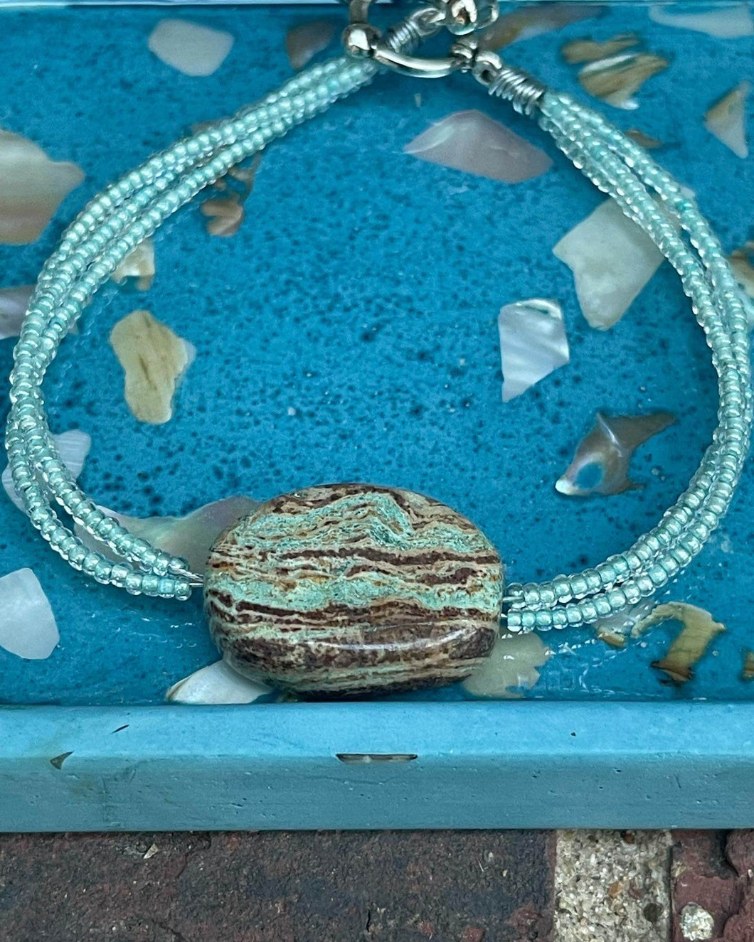 Wire Beaded Bracelet - Bluesy Brown Focal